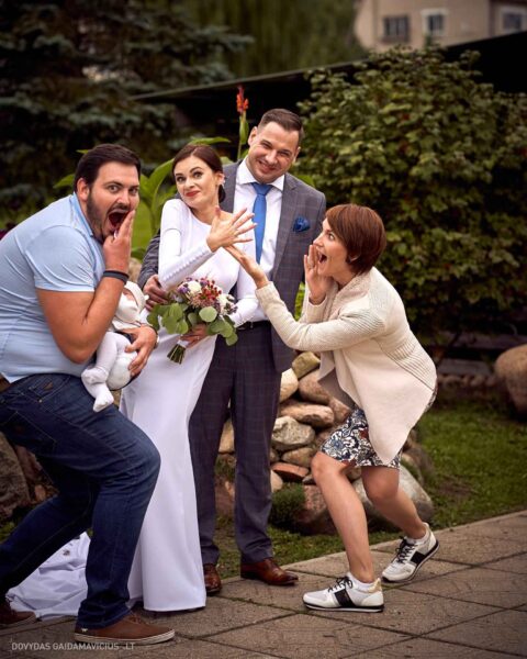 Fotografas Dovydas Gaidamavičius Vilnius, Kaunas, Vestuvės, Renginiai, Fotosesijos, Mergvakariai. Fotografas vestuvės vilnius, renginio fotografavimas, asmeninė fotosesija vilnius, krikštynų fotografas, priešvestuvinė fotosesija, mergvakario fotosesija, šeimos fotosesija. © www.DovydasGaidamavicius.lt www.Dovis.lt