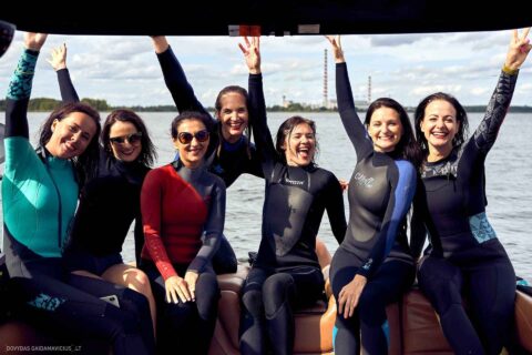 Fotografas Dovydas Gaidamavičius Vilnius, Kaunas, Vestuvės, Renginiai, Fotosesijos, Mergvakariai. Fotografas vestuvės vilnius, renginio fotografavimas, asmeninė fotosesija vilnius, krikštynų fotografas, priešvestuvinė fotosesija, mergvakario fotosesija, šeimos fotosesija. © www.DovydasGaidamavicius.lt www.Dovis.lt