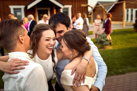 Fotografas Dovydas Gaidamavičius Vilnius, Kaunas, Vestuvės, Renginiai, Fotosesijos, Mergvakariai. Fotografas vestuvės vilnius, renginio fotografavimas, asmeninė fotosesija vilnius, krikštynų fotografas, priešvestuvinė fotosesija, mergvakario fotosesija, šeimos fotosesija. © www.DovydasGaidamavicius.lt www.Dovis.lt