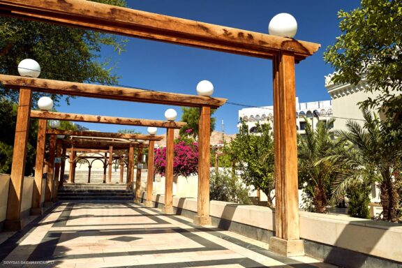 Jordanija (Jordan) Kelionės nuotraukos ir istorija. Aplankyta Petra, Wadi Rum dykuma, Raudonoji jūra, Negyvoji jūra, Aqaba Fotografas: Dovydas Gaidamavičius © www.DovydasGaidamavicius.lt