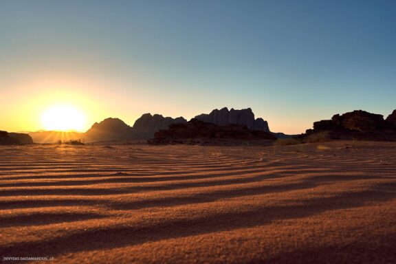 Jordanija (Jordan) Kelionės nuotraukos ir istorija. Aplankyta Petra, Wadi Rum dykuma, Raudonoji jūra, Negyvoji jūra, Aqaba Fotografas: Dovydas Gaidamavičius © www.DovydasGaidamavicius.lt