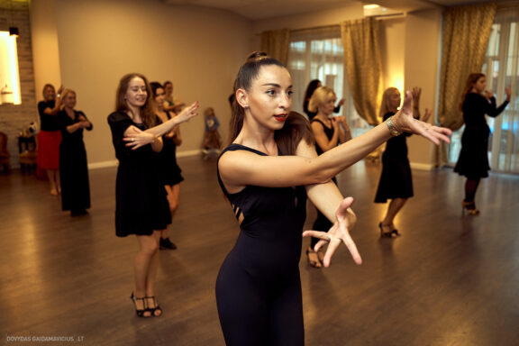 Šokių studijos atidarymas Gintarės šokių ir laisvalaikio studija, Gintarė Malinauskaitė, Kaunas, Fotografas Dovydas Gaidamavičius © www.DovydasGaidamavicius.lt
