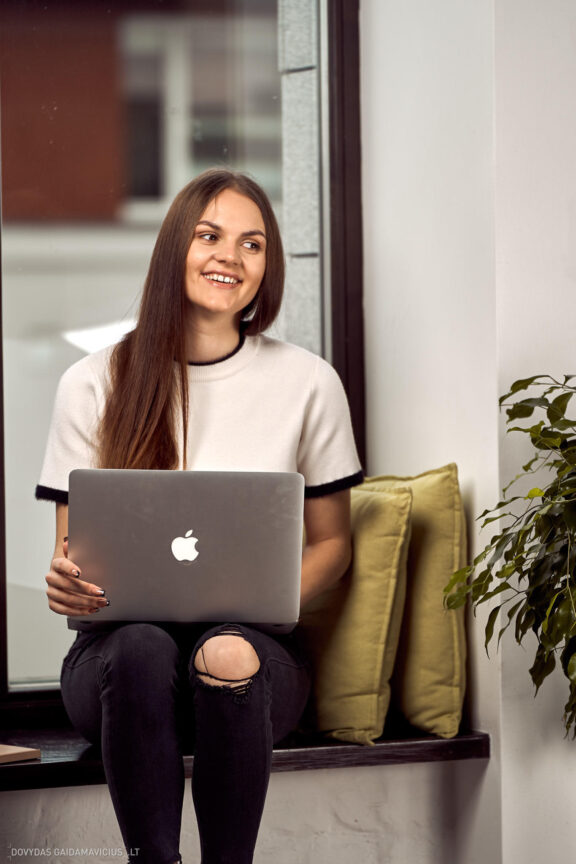 Asmeninė fotosesija Laura Larisa Strazdauskaitė Vilnius Female model photoshoot in Vilnius portrait Photographer Lithuania Fotografas: Dovydas Gaidamavičius © www.DovydasGaidamavicius.lt
