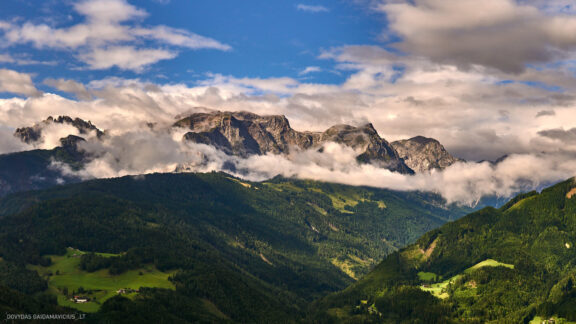 Euro Trip Kelionės nuotraukos Austrija, Austria Biggest world ice cave Eisriesenwelt, Didžiausia pasaulyje ledo ola Fotografas: Dovydas Gaidamavičius © www.DovydasGaidamavicius.lt
