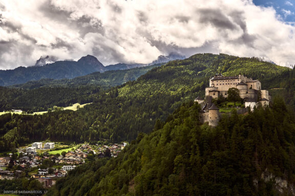 Euro Trip Kelionės nuotraukos Austrija, Austria Biggest world ice cave Eisriesenwelt, Didžiausia pasaulyje ledo ola Fotografas: Dovydas Gaidamavičius © www.DovydasGaidamavicius.lt