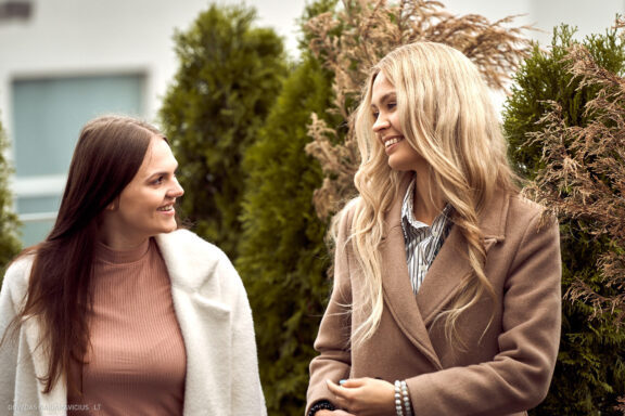 Asmeninė fotosesija Laura Larisa Strazdauskaitė ir Silvija Dargvainytė Vilnius Female model photoshoot in Vilnius portrait Photographer Lithuania Fotografas: Dovydas Gaidamavičius © www.DovydasGaidamavicius.lt