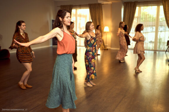 Mergvakaris Boho Stiliumi, Sigita, šokyje, Gintarės šokių ir laisvalaikio studija. Makiažas Edita EDI Makeup  Fotografas: Dovydas Gaidamavičius © www.DovydasGaidamavicius.lt