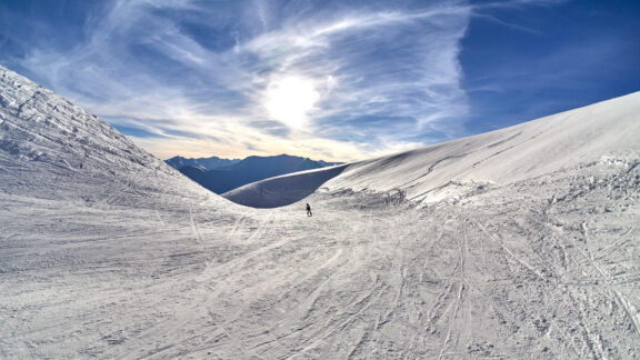 Gruzija Gudauri WeGo slidinėjimo kelionės nuotraukos, Skiing Georgia Vacation Photos Fotografas: Dovydas Gaidamavičius © www.DovydasGaidamavicius.lt
