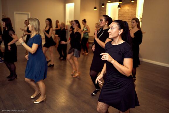 Šokių studijos atidarymas Gintarės šokių ir laisvalaikio studija, Gintarė Malinauskaitė, Kaunas, Fotografas Dovydas Gaidamavičius © www.DovydasGaidamavicius.lt