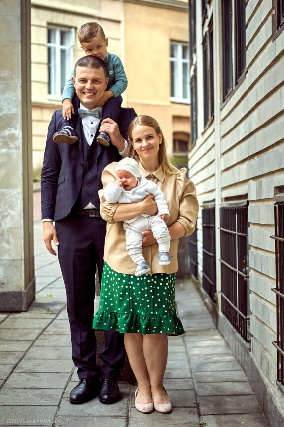 Krikštynų fotografijos (Elijus, Asta, Julius), Vilnius Šv. Ignoto bažnyčia Fotografas: Dovydas Gaidamavičius © www.DovydasGaidamavicius.lt
