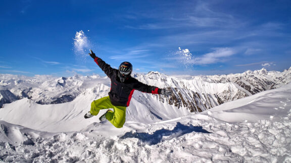 Gruzija Gudauri WeGo slidinėjimo kelionės nuotraukos, Skiing Georgia Vacation Photos Fotografas: Dovydas Gaidamavičius © www.DovydasGaidamavicius.lt