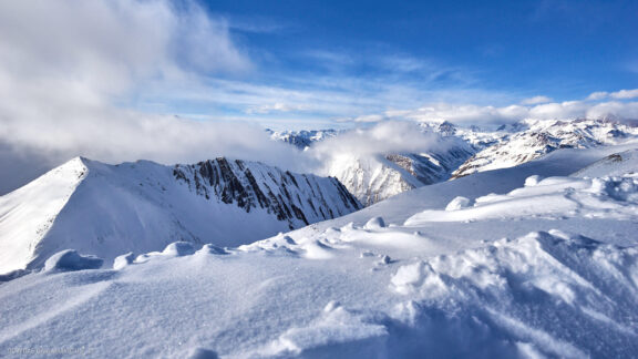 Gruzija Gudauri WeGo slidinėjimo kelionės nuotraukos, Skiing Georgia Vacation Photos Fotografas: Dovydas Gaidamavičius © www.DovydasGaidamavicius.lt