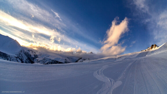 Gruzija Gudauri WeGo slidinėjimo kelionės nuotraukos, Skiing Georgia Vacation Photos Fotografas: Dovydas Gaidamavičius © www.DovydasGaidamavicius.lt