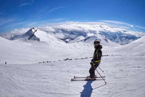 Gruzija Gudauri WeGo slidinėjimo kelionės nuotraukos, Skiing Georgia Vacation Photos Fotografas: Dovydas Gaidamavičius © www.DovydasGaidamavicius.lt