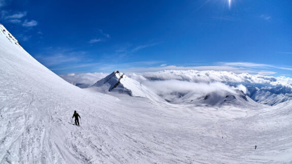 Gruzija Gudauri WeGo slidinėjimo kelionės nuotraukos, Skiing Georgia Vacation Photos Fotografas: Dovydas Gaidamavičius © www.DovydasGaidamavicius.lt