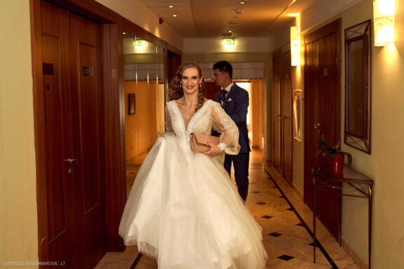 Ieva Filipkauskaitė Granickienė ir Dainius Granickas Vestuvės, Katedra fotosesija, Vilniaus civilinės metrikacijos skyrius, Gamtos vestuvių fotosesija, gamtoje, Verkių dvaras, Vilnius Fotografas: Dovydas Gaidamavičius © www.DovydasGaidamavicius.lt