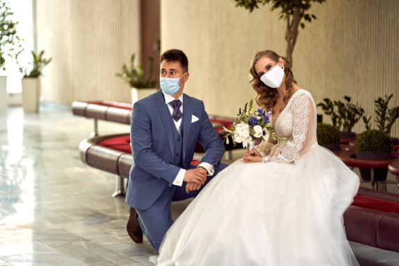 Ieva Filipkauskaitė Granickienė ir Dainius Granickas Vestuvės, Katedra fotosesija, Vilniaus civilinės metrikacijos skyrius, Gamtos vestuvių fotosesija, gamtoje, Verkių dvaras, Vilnius Fotografas: Dovydas Gaidamavičius © www.DovydasGaidamavicius.lt