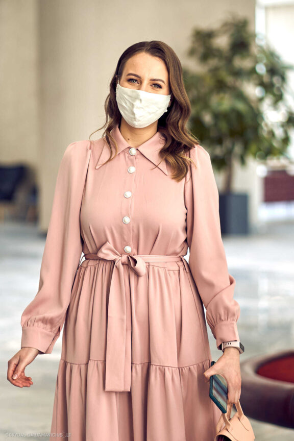 Ieva Filipkauskaitė Granickienė ir Dainius Granickas Vestuvės, Katedra fotosesija, Vilniaus civilinės metrikacijos skyrius, Gamtos vestuvių fotosesija, gamtoje, Verkių dvaras, Vilnius Fotografas: Dovydas Gaidamavičius © www.DovydasGaidamavicius.lt