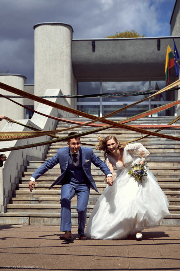 Ieva Filipkauskaitė Granickienė ir Dainius Granickas Vestuvės, Katedra fotosesija, Vilniaus civilinės metrikacijos skyrius, Gamtos vestuvių fotosesija, gamtoje, Verkių dvaras, Vilnius Fotografas: Dovydas Gaidamavičius © www.DovydasGaidamavicius.lt