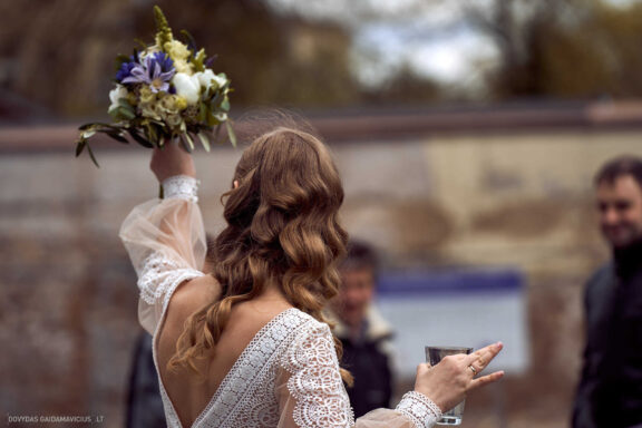 Ieva Filipkauskaitė Granickienė ir Dainius Granickas Vestuvės, Katedra fotosesija, Vilniaus civilinės metrikacijos skyrius, Gamtos vestuvių fotosesija, gamtoje, Verkių dvaras, Vilnius Fotografas: Dovydas Gaidamavičius © www.DovydasGaidamavicius.lt