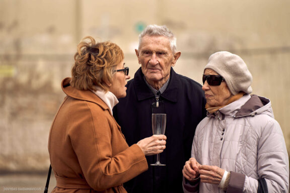 Ieva Filipkauskaitė Granickienė ir Dainius Granickas Vestuvės, Katedra fotosesija, Vilniaus civilinės metrikacijos skyrius, Gamtos vestuvių fotosesija, gamtoje, Verkių dvaras, Vilnius Fotografas: Dovydas Gaidamavičius © www.DovydasGaidamavicius.lt