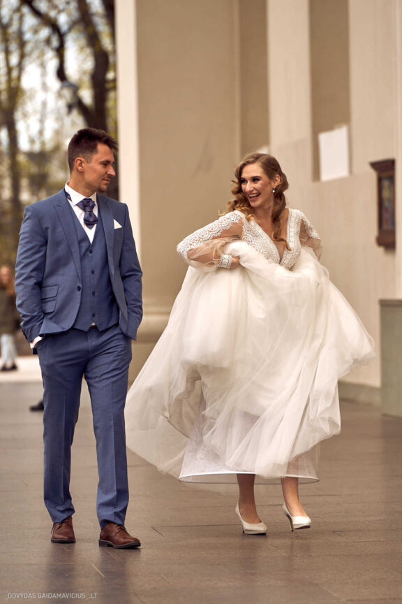 Ieva Filipkauskaitė Granickienė ir Dainius Granickas Vestuvės, Katedra fotosesija, Vilniaus civilinės metrikacijos skyrius, Gamtos vestuvių fotosesija, gamtoje, Verkių dvaras, Vilnius Fotografas: Dovydas Gaidamavičius © www.DovydasGaidamavicius.lt