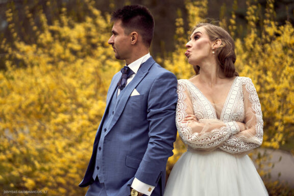 Ieva Filipkauskaitė Granickienė ir Dainius Granickas Vestuvės, Katedra fotosesija, Vilniaus civilinės metrikacijos skyrius, Gamtos vestuvių fotosesija, gamtoje, Verkių dvaras, Vilnius Fotografas: Dovydas Gaidamavičius © www.DovydasGaidamavicius.lt