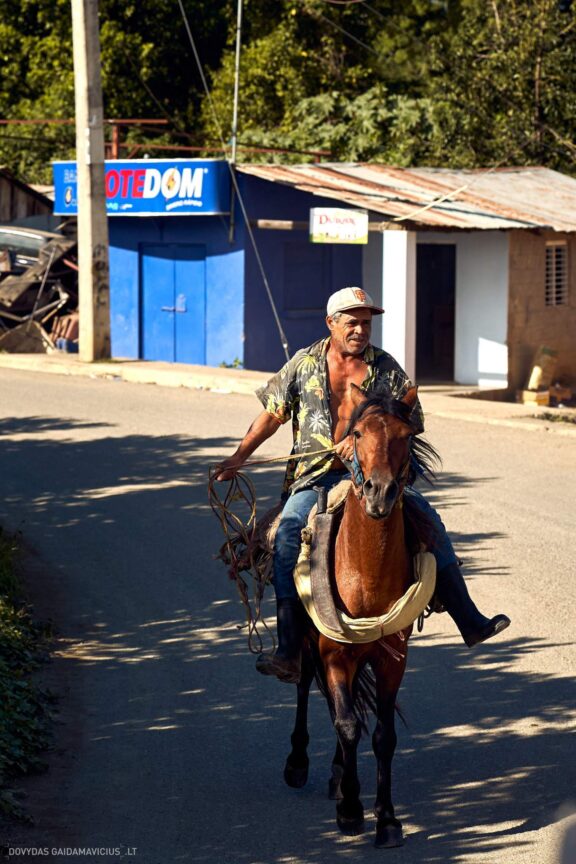 Karibai Caribbean, Dominican Republic, Dominikos Respublika Karibų nuotykis, Pažintinė kelionė, Itaka, nacionalinis parkas, Cayo Levantado, Santo Domingas, Tres Ojos, Salto de Jimenoa, Santo Cerro, Santiago de Los Kabaljerosas, Puerto Plata, Lagūna Gri Gri, Samanos pusiasalis, Playa Grande, Los Haitises, Higvėjus, Altos de Chavon Fotografas: Dovydas Gaidamavičius © www.DovydasGaidamavicius.lt www.itaka.lt