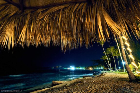 Karibai Caribbean, Dominican Republic, Dominikos Respublika Karibų nuotykis, Pažintinė kelionė, Itaka, nacionalinis parkas, Cayo Levantado, Santo Domingas, Tres Ojos, Salto de Jimenoa, Santo Cerro, Santiago de Los Kabaljerosas, Puerto Plata, Lagūna Gri Gri, Samanos pusiasalis, Playa Grande, Los Haitises, Higvėjus, Altos de Chavon Fotografas: Dovydas Gaidamavičius © www.DovydasGaidamavicius.lt www.itaka.lt