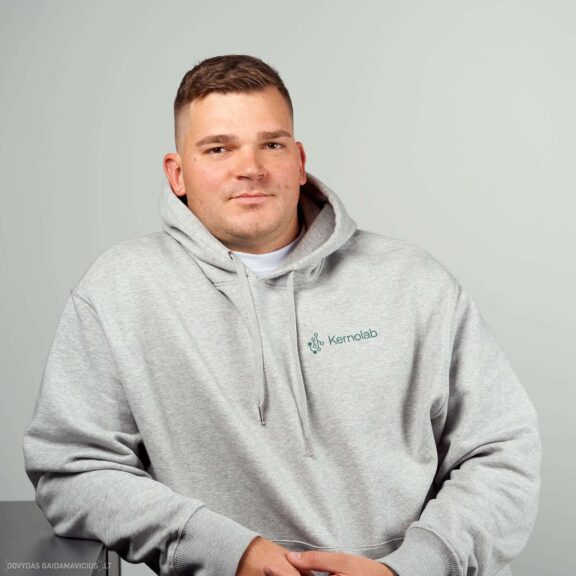 įmonės darbuotojų portretai fotografavimas Vilnius Kernolab Fotografas: Dovydas Gaidamavičius © www.DovydasGaidamavicius.lt