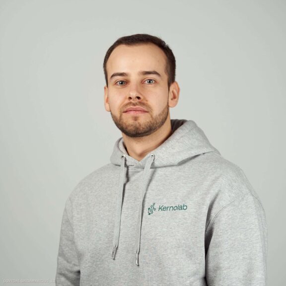 įmonės darbuotojų portretai fotografavimas Vilnius Kernolab Fotografas: Dovydas Gaidamavičius © www.DovydasGaidamavicius.lt