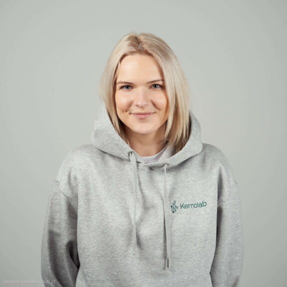 įmonės darbuotojų portretai fotografavimas Vilnius Kernolab Fotografas: Dovydas Gaidamavičius © www.DovydasGaidamavicius.lt
