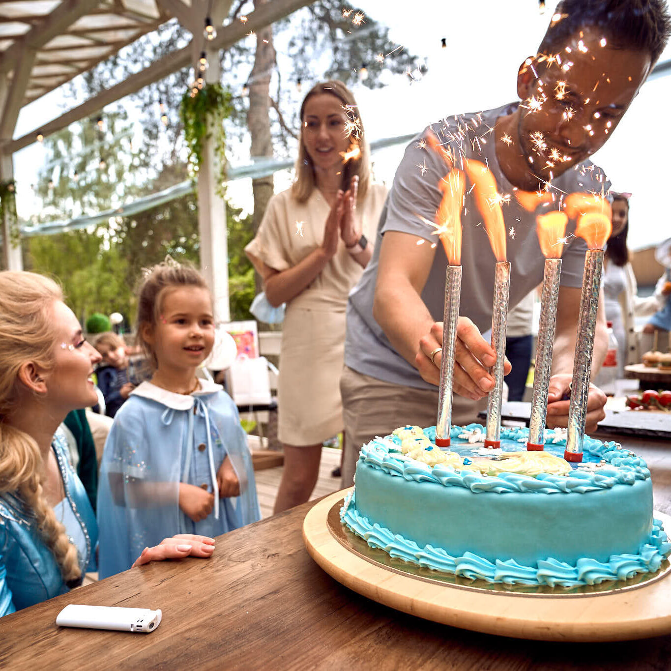 Vaikų gimtadienis, Vilnius, Gamtoje. Keturių metų gimtadienis Sofija Vingio paras Fotografas: Dovydas Gaidamavičius © www.DovydasGaidamavicius.lt