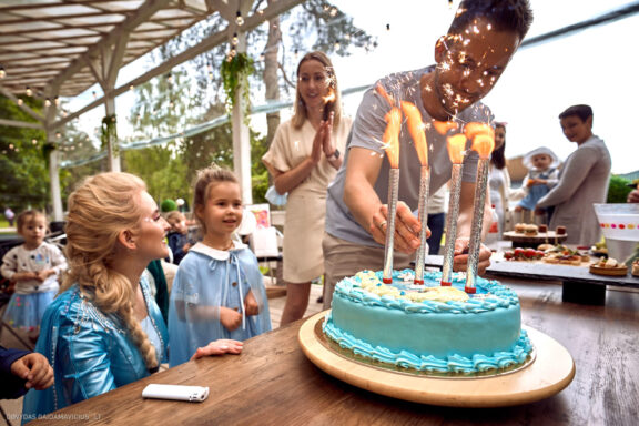 Vaikų gimtadienis, Vilnius, Gamtoje. Keturių metų gimtadienis Sofija Vingio paras Fotografas: Dovydas Gaidamavičius © www.DovydasGaidamavicius.lt