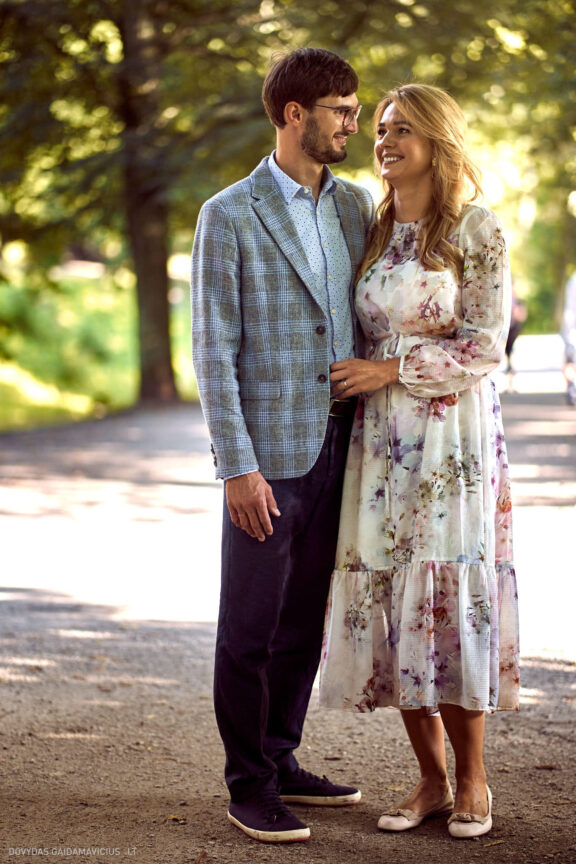 Vestuvių metinės 10 metų Giedrė ir Jokūbas šeima, Bernardinų sodas, Sereikiškių parkas, Onos bažnyčia Fotografas: Dovydas Gaidamavičius © www.DovydasGaidamavicius.lt