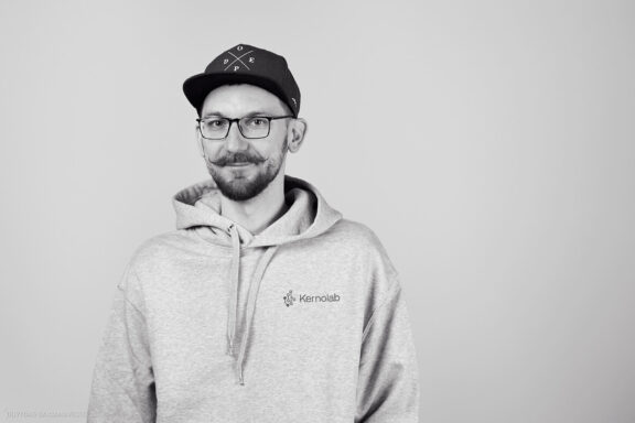 įmonės darbuotojų portretai fotografavimas Vilnius Kernolab Fotografas: Dovydas Gaidamavičius © www.DovydasGaidamavicius.lt