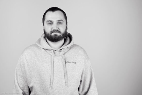 įmonės darbuotojų portretai fotografavimas Vilnius Kernolab Fotografas: Dovydas Gaidamavičius © www.DovydasGaidamavicius.lt