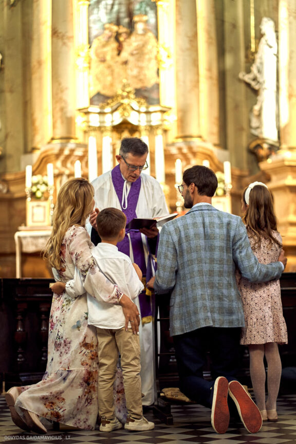 Vestuvių metinės 10 metų Giedrė ir Jokūbas šeima, Bernardinų sodas, Sereikiškių parkas, Onos bažnyčia Fotografas: Dovydas Gaidamavičius © www.DovydasGaidamavicius.lt