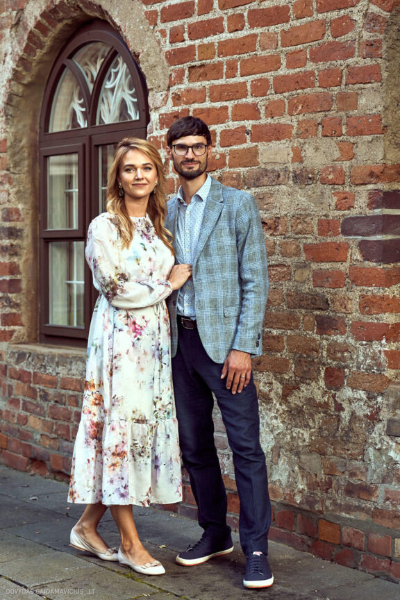 Vestuvių metinės 10 metų Giedrė ir Jokūbas šeima, Bernardinų sodas, Sereikiškių parkas, Onos bažnyčia Fotografas: Dovydas Gaidamavičius © www.DovydasGaidamavicius.lt
