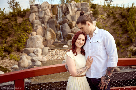 Poros fotosesija Vilniuje (Jurgita ir Karolis) Japoniškas sodas Vilnius, Verkių regioninis parkas foto. Fotografas: Dovydas Gaidamavičius © www.DovydasGaidamavicius.lt www.Dovis.lt