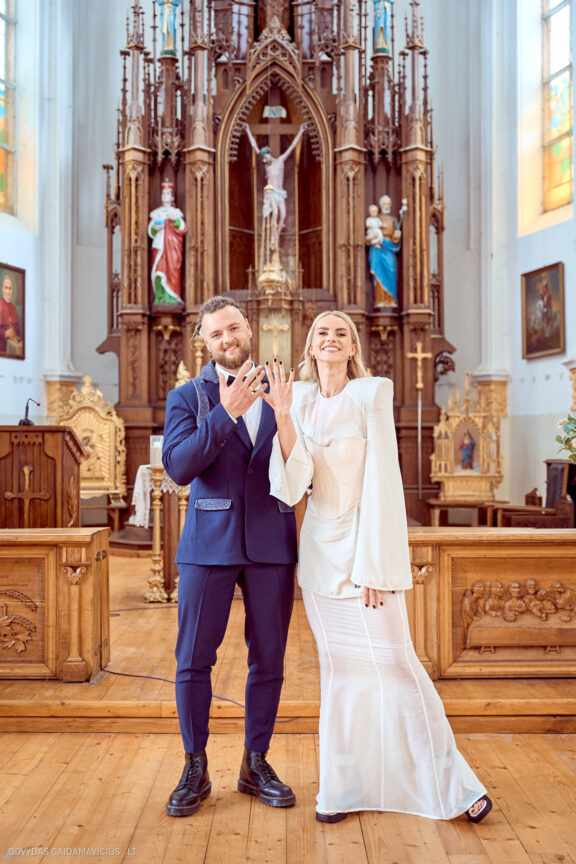 Vestuvės Simona Kergytė Steponavičienė ir Rimantas Steponavičius, Vestuvių šventė, Vestuvių fotosesija, @kapsicina, Panevėžys Fotografas: Dovydas Gaidamavičius © www.DovydasGaidamavicius.lt www.Dovis.lt  Šv. Mato bažnyčia Naujamiestis Panevėžys