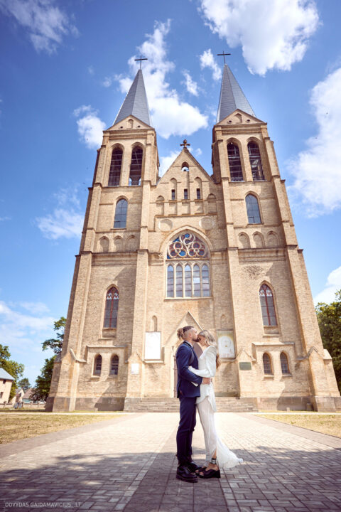 Vestuvės Simona Kergytė Steponavičienė ir Rimantas Steponavičius, Vestuvių šventė, Vestuvių fotosesija, @kapsicina, Panevėžys Fotografas: Dovydas Gaidamavičius © www.DovydasGaidamavicius.lt www.Dovis.lt  Šv. Mato bažnyčia Naujamiestis Panevėžys