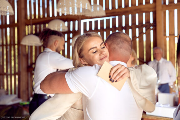 Vestuvės Simona Kergytė Steponavičienė ir Rimantas Steponavičius, Vestuvių šventė, Vestuvių fotosesija, @kapsicina, Panevėžys Vestuvių Fotografas: Dovydas Gaidamavičius © www.DovydasGaidamavicius.lt www.Dovis.lt Pagulbis sodyba vestuvėms, Tavo namai, Alanta, Aliona Jakutienė