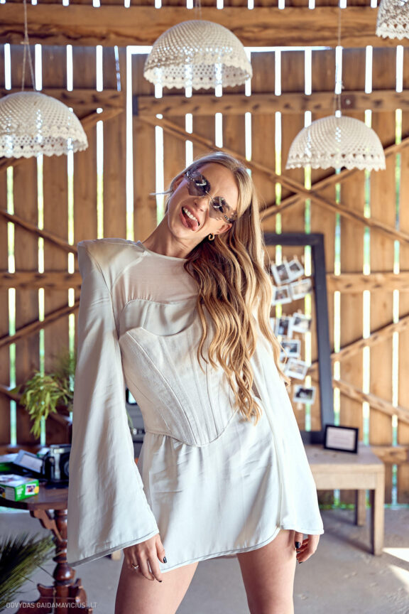 Vestuvės Simona Kergytė Steponavičienė ir Rimantas Steponavičius, Vestuvių šventė, Vestuvių fotosesija, @kapsicina, Panevėžys Vestuvių Fotografas: Dovydas Gaidamavičius © www.DovydasGaidamavicius.lt www.Dovis.lt Pagulbis sodyba vestuvėms, Tavo namai, Alanta, Aliona Jakutienė