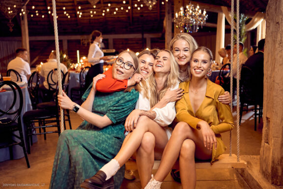 Vestuvės Simona Kergytė Steponavičienė ir Rimantas Steponavičius, Vestuvių šventė, Vestuvių fotosesija, @kapsicina, Panevėžys Vestuvių Fotografas: Dovydas Gaidamavičius © www.DovydasGaidamavicius.lt www.Dovis.lt Pagulbis sodyba vestuvėms, Tavo namai, Alanta, Aliona Jakutienė