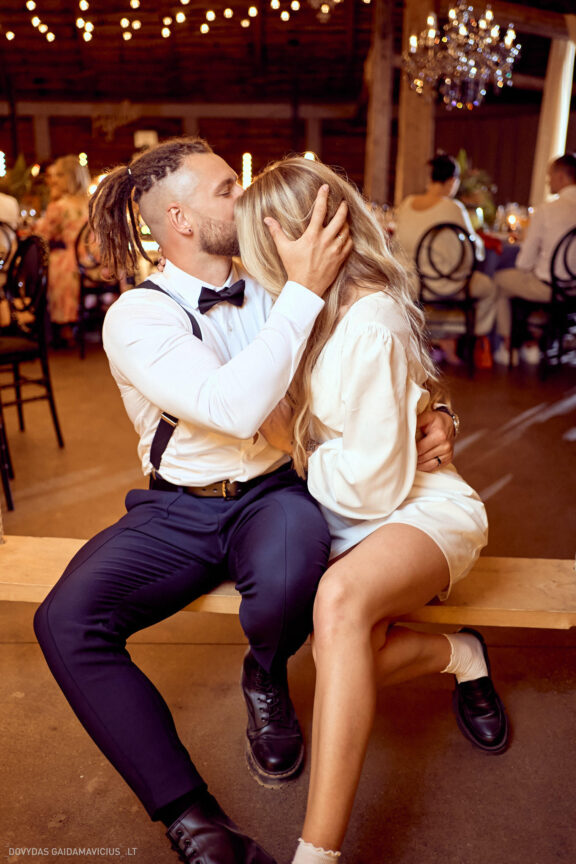 Vestuvės Simona Kergytė Steponavičienė ir Rimantas Steponavičius, Vestuvių šventė, Vestuvių fotosesija, @kapsicina, Panevėžys Vestuvių Fotografas: Dovydas Gaidamavičius © www.DovydasGaidamavicius.lt www.Dovis.lt Pagulbis sodyba vestuvėms, Tavo namai, Alanta, Aliona Jakutienė