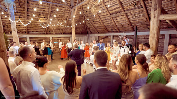 Vestuvės Simona Kergytė Steponavičienė ir Rimantas Steponavičius, Vestuvių šventė, Vestuvių fotosesija, @kapsicina, Panevėžys Vestuvių Fotografas: Dovydas Gaidamavičius © www.DovydasGaidamavicius.lt www.Dovis.lt Pagulbis sodyba vestuvėms, Tavo namai, Alanta, Aliona Jakutienė