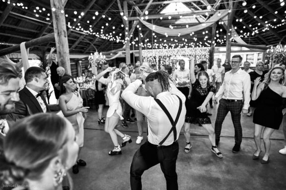 Vestuvės Simona Kergytė Steponavičienė ir Rimantas Steponavičius, Vestuvių šventė, Vestuvių fotosesija, @kapsicina, Panevėžys Vestuvių Fotografas: Dovydas Gaidamavičius © www.DovydasGaidamavicius.lt www.Dovis.lt Pagulbis sodyba vestuvėms, Tavo namai, Alanta, Aliona Jakutienė