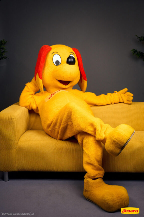 Gyvnųnų fotosesija Vilniaus Akropolyje, Akropolis, Fotografavimas, Fotosesija su augintiniu. Fotografas: Dovydas Gaidamavičius © www.DovydasGaidamavicius.lt www.Dovis.lt @dgaidamavicius Partneriai Josera Lietuva, LOVE MEDIA agentūra, AKROPOLIS Vilnius, DR.VET, Jeruzalės veterinarijos klinika