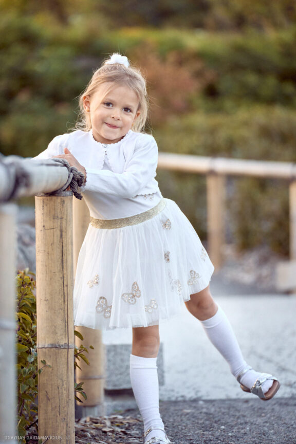 Asmeninė vaiko fotosesija Vilniuje, Vilnius, Japoniškas sodas Vilnius, Amanda Fotografas: Dovydas Gaidamavičius © www.DovydasGaidamavicius.lt www.Dovis.lt